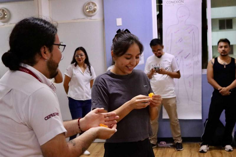Promueven autocuidado y prevención del suicidio entre juventudes de Yucatán