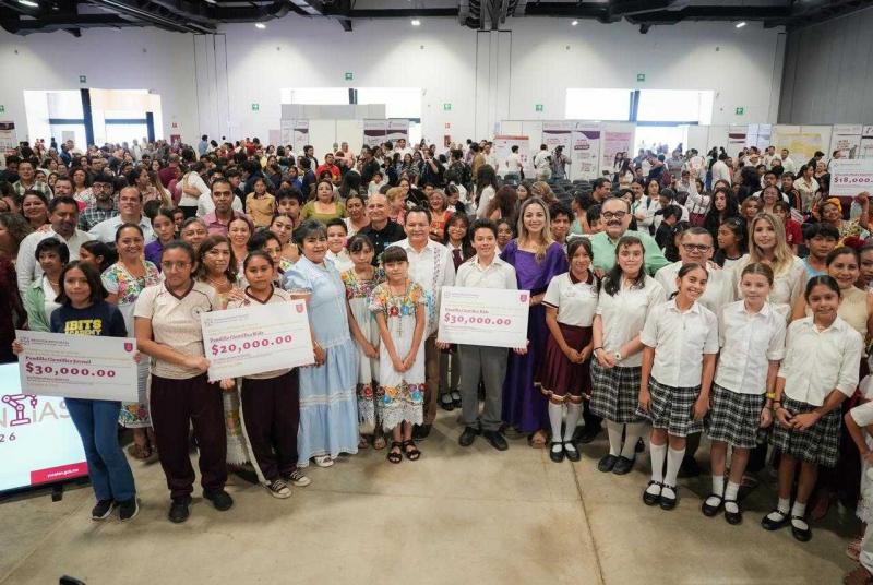 Apuesta Yucatán por la ciencia, la innovación y la formación internacional de sus estudiantes