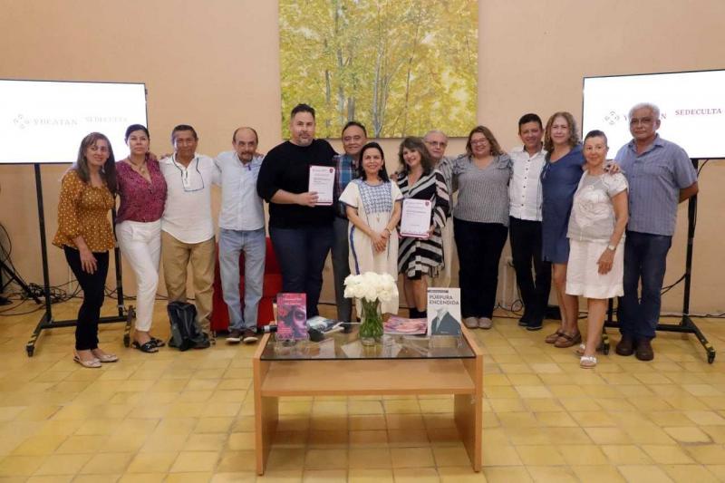 Vidas Literarias reúne al público con la escritora Aída López en la Biblioteca Cepeda Peraza
