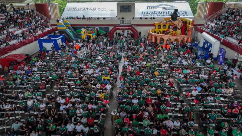 Saldo blanco y convivencia familiar durante el inicio de Zona Fan Yucatán del Mundial FIFA 2026