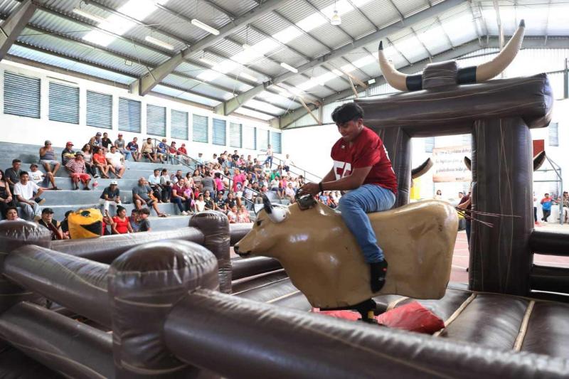 Celebran Día del Padre con actividades familiares en el Cereso de Mérida