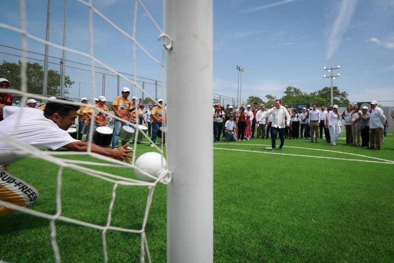 Renacimiento Maya acerca espacios deportivos a colonias con canchas del Mundial Social 2026