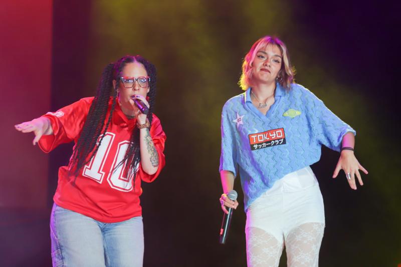 Mujer en Cypher hace vibrar el Teatro Armando Manzanero