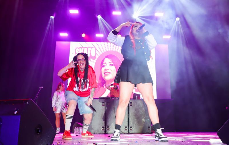 Mujer en Cypher hace vibrar el Teatro Armando Manzanero