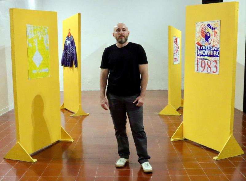 Sedeculta revisita memoria visual de los años noventa con exposición en el Centro Contemporáneo del Mayab