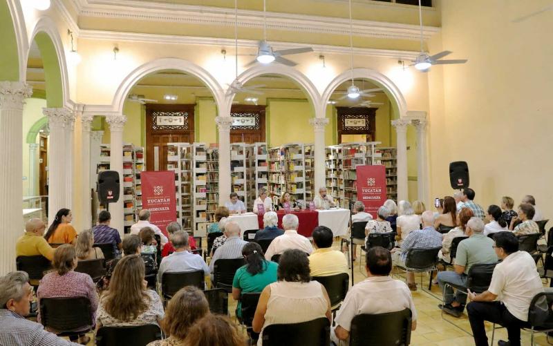 Nuevo libro reúne mirada crítica y generosa de Roldán Peniche Barrera