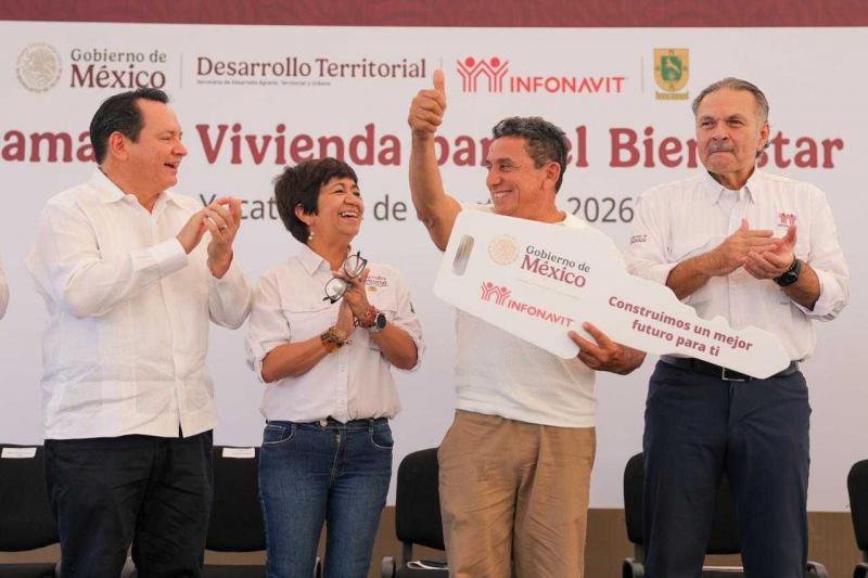 Renacimiento Maya y Gobierno de México llevan vivienda propia a más de 47 mil familias yucateca