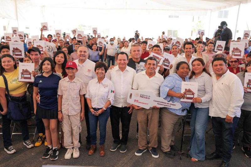 Renacimiento Maya y Gobierno de México llevan vivienda propia a más de 47 mil familias yucateca