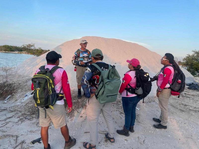 Refuerzan profesionalización de guías de turismo de naturaleza en Celestún
