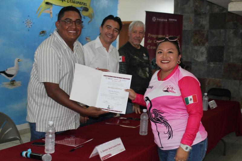 Refuerzan profesionalización de guías de turismo de naturaleza en Celestún