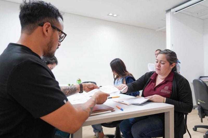 Se ponen la camiseta: alta afluencia de médicas y médicos para registrarse en el O’Horán