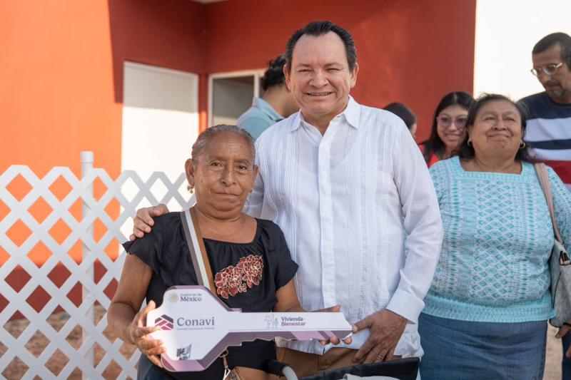 Coordinación con el Gobierno de México impulsa 10 mil viviendas con certeza patrimonial en Yucatán