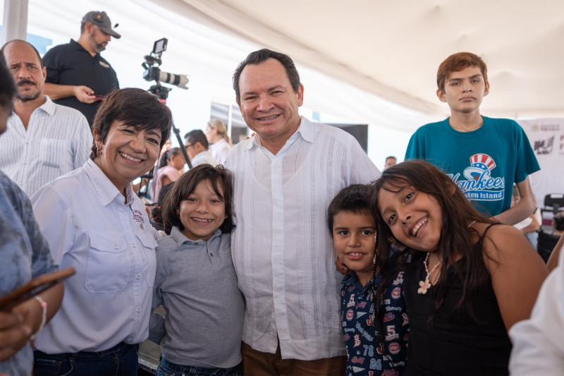 Coordinación con el Gobierno de México impulsa 10 mil viviendas con certeza patrimonial en Yucatán
