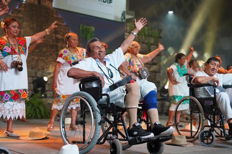 Música, cultura y tradición coronan la Expo Personas Adultas Mayores 2026 "Renacer desde nuestras raíces"