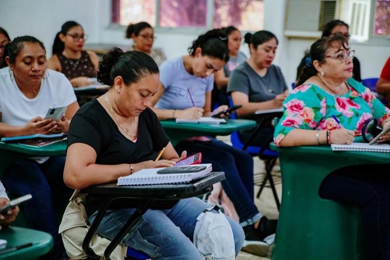 Abren camino para que yucatecas concluyan el bachillerato