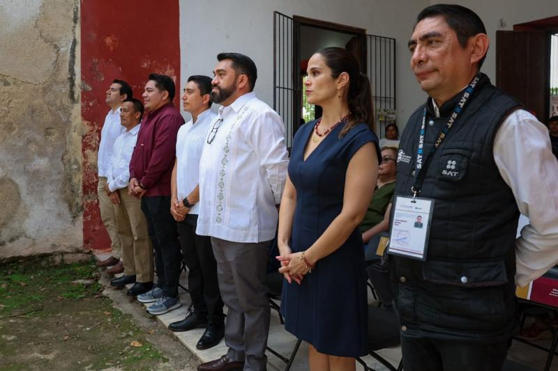 Familias de Sotuta podrán resolver trámites sin viajar a Mérida con la VUEM