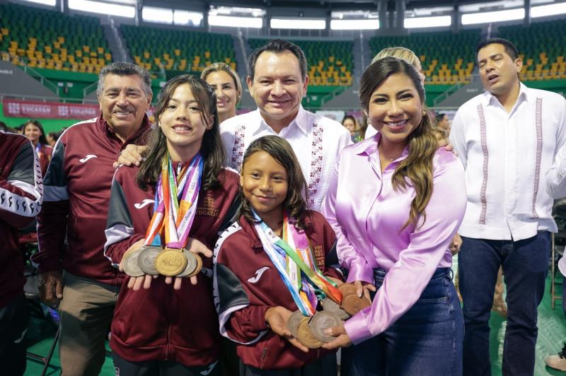 Renacimiento Maya reconoce talento de sus jóvenes deportistas de alto rendimiento con estímulos por 5.8 mdp