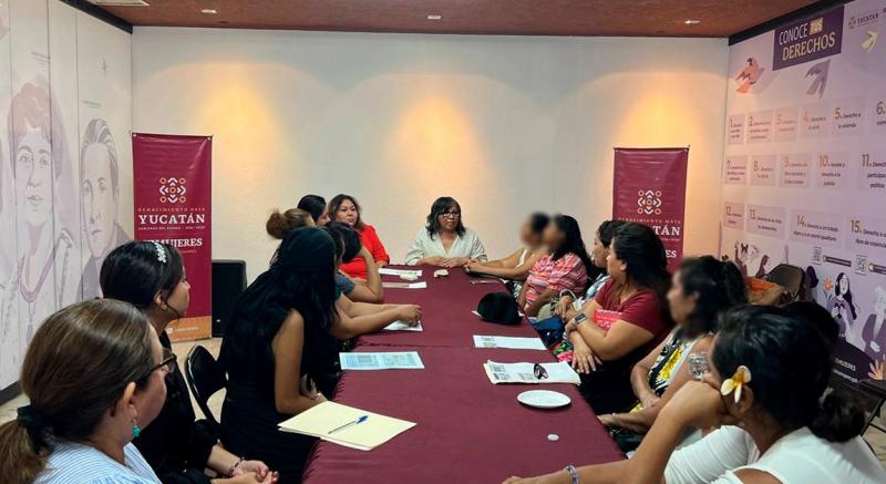 Entregan apoyos de Vivienda Segura a 20 mujeres víctimas de violencia