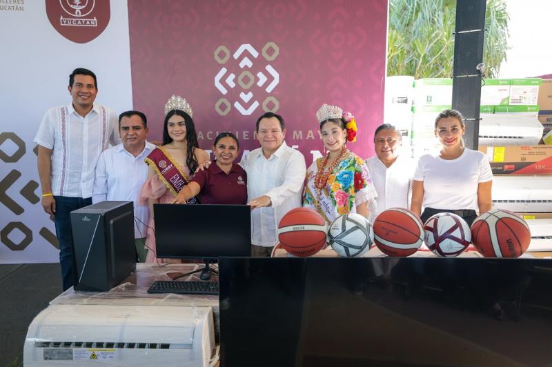 Renacimiento Maya cumple con mejores espacios y herramientas para los 72 planteles del Cobay
