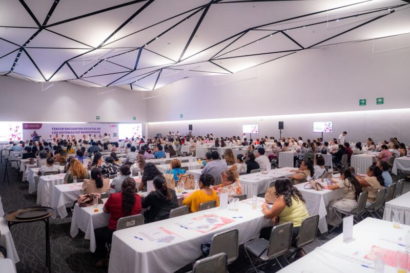 DIF Yucatán coordina acciones con los 106 municipios para ampliar atención en las comunidades