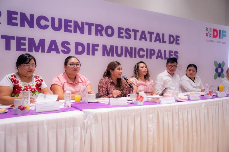 DIF Yucatán coordina acciones con los 106 municipios para ampliar atención en las comunidades