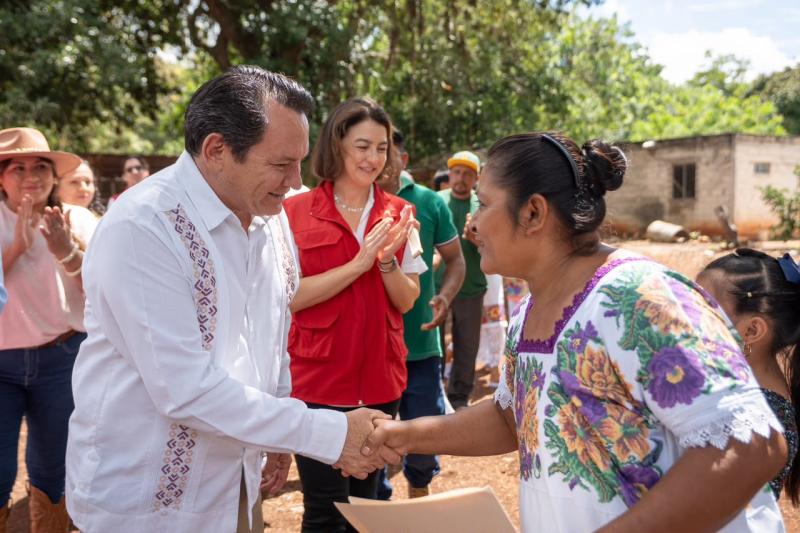 Cumple Renacimiento Maya con obras de agua potable y saneamiento en Tekax