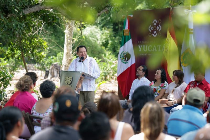 Cumple Renacimiento Maya con obras de agua potable y saneamiento en Tekax