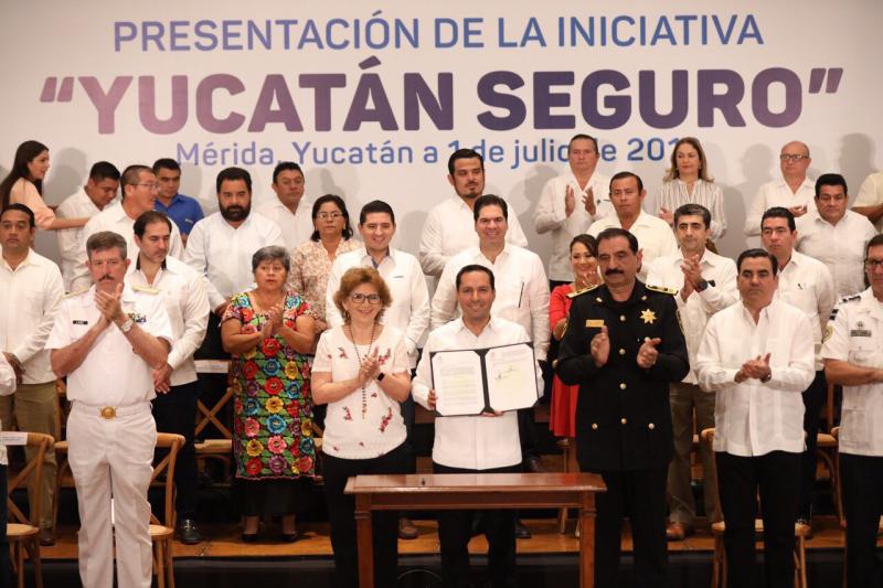 Presenta el Gobernador Mauricio Vila Dosal la iniciativa "Yucatán Seguro" para reforzar la seguridad en todo el estado