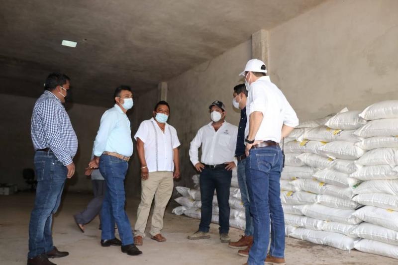 El Gobernador Mauricio Vila Dosal apoya a productores del Cono Sur de Yucatán