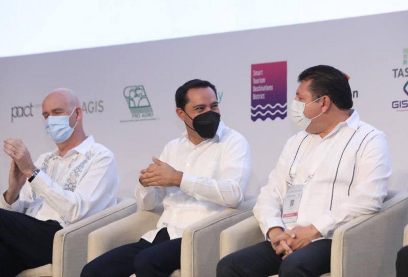 Desde Yucatán estamos impulsando el desarrollo de ciudades inteligentes para toda América Latina, Gobernador Mauricio Vila Dosal
