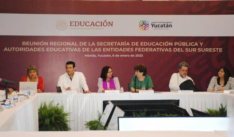 Conjunta Yucatán educación integral y economía con visión a largo plazo, en beneficio de la población: Fritz Sierra