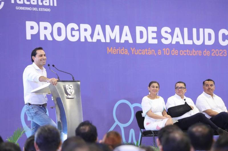 Gobernador Mauricio Vila Dosal acerca nuevos servicios médicos a las familias yucatecas a través de la nueva Tarjeta Universal de Salud