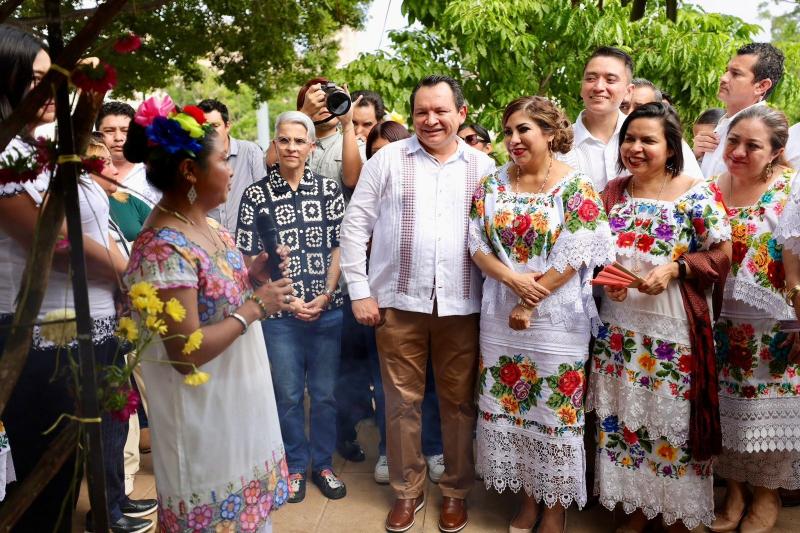 Atiende "Audiencias con el Pueblo" más de 500 solicitudes