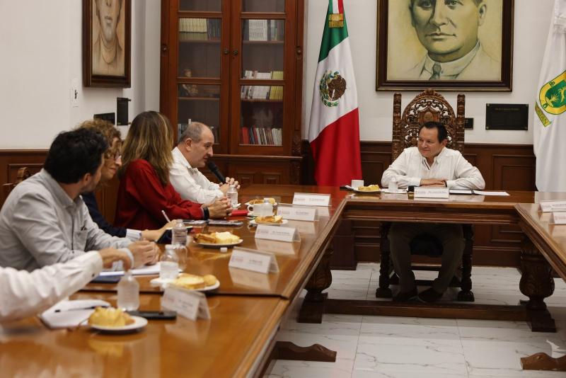 Trabajará Yucatán con Centros Renacimiento en favor de la niñez y juventud yucateca