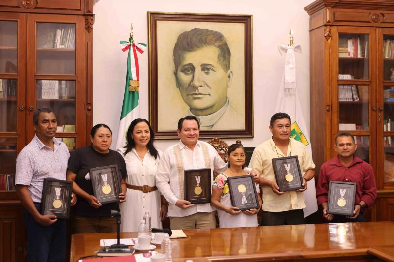 Anuncia Gobernador Joaquín Díaz Mena más recursos al sector pesquero en 2025