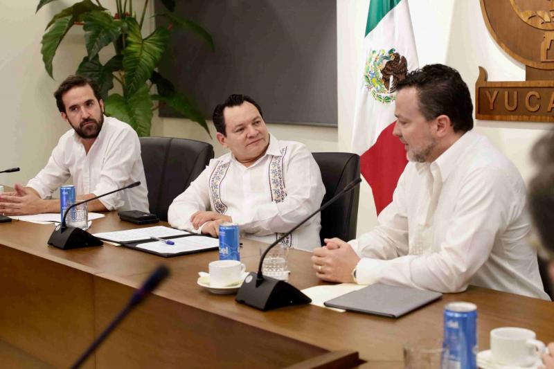 Energías limpias, clave del desarrollo en el renacimiento maya