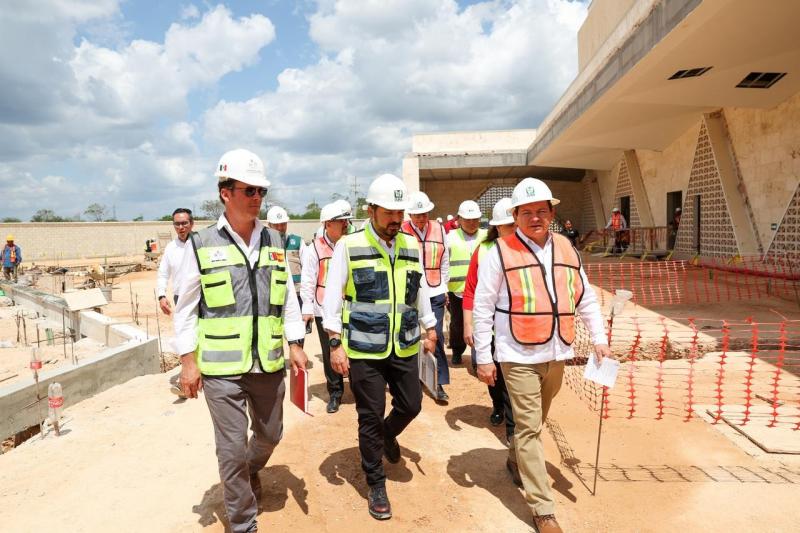 Gobierno de Yucatán e IMSS garantizan médicos en hospitales
