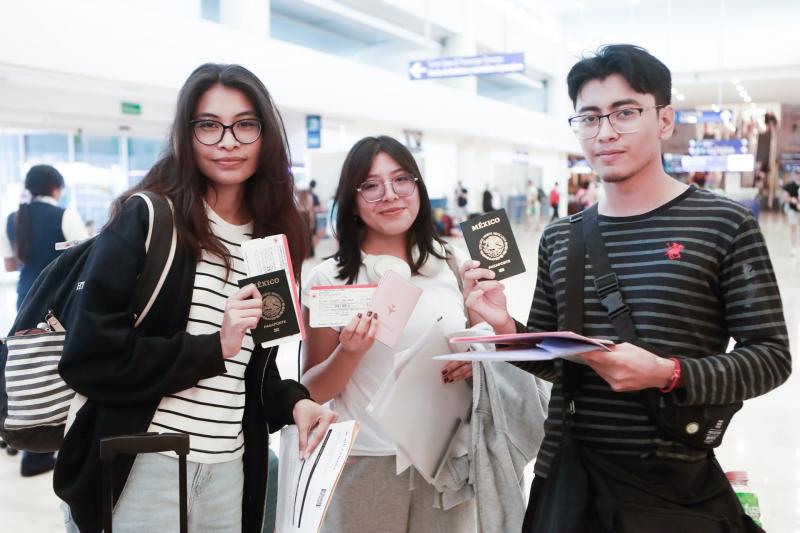 Estudiantes yucatecos cumplen sueño de estudiar en el extranjero