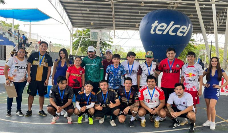 Dragones y San Roque triunfan en el Torneo "De la Calle a la Cancha"