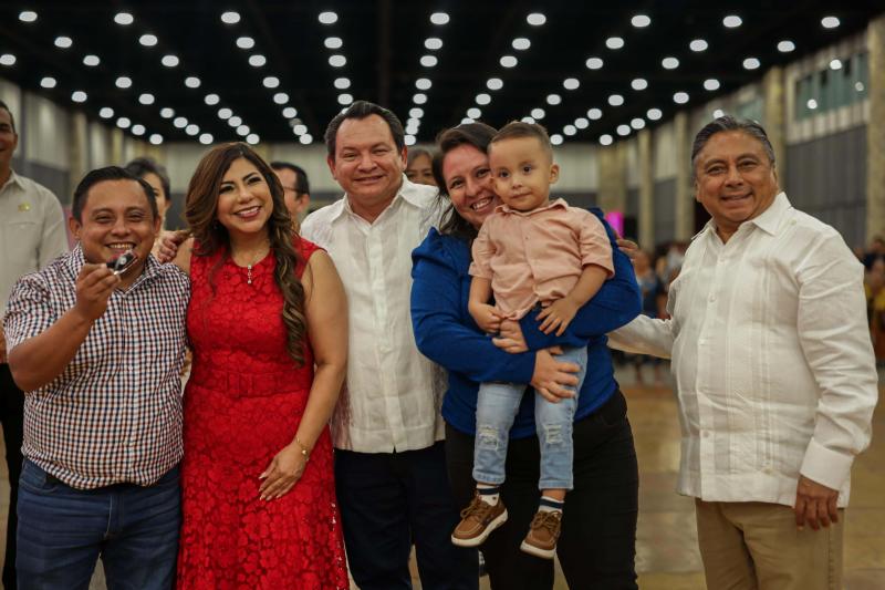 Gobierno del Estado dignifica labor del Personal de Apoyo y Asistencia a la Educación