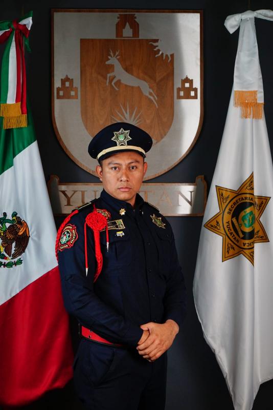 Yucateco se une al combate de incendios forestales en Canadá