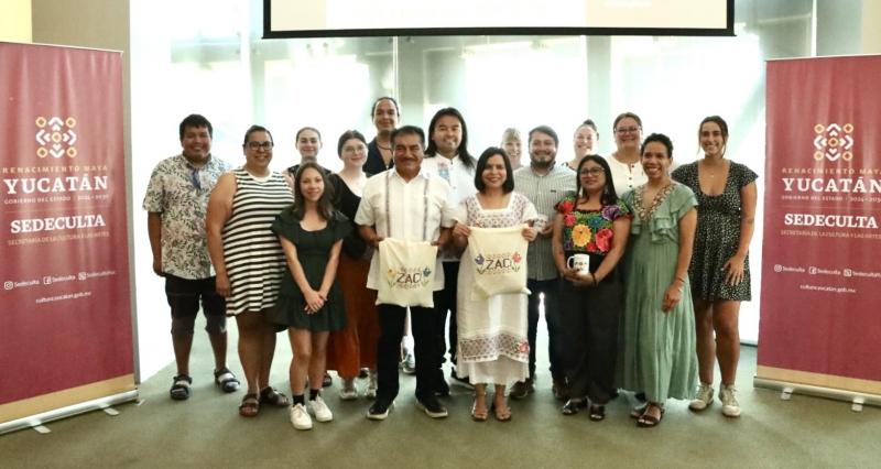 Estudiantes de Canadá participan en Seminario de Lengua y Cultura Maya