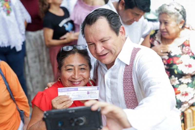 Inicia incorporación al programa Pensión Mujeres Bienestar para mujeres de 60 a 64 años