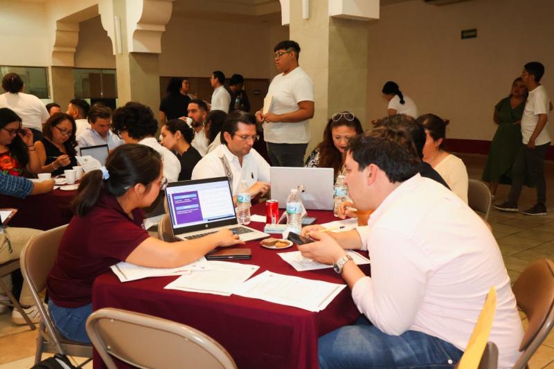 Anuncian ganadores del "Premio Estatal de las Juventudes 2025"