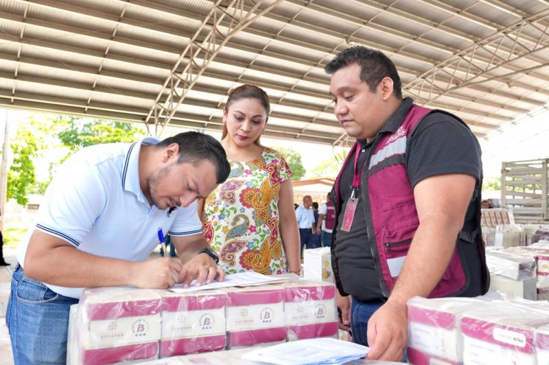 Avanza entrega de paquetes escolares del programa "Bienestar en tu Escuela"