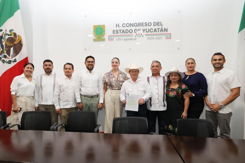 Entregan ante el Congreso del Estado iniciativa para reformar Ley del Isstey