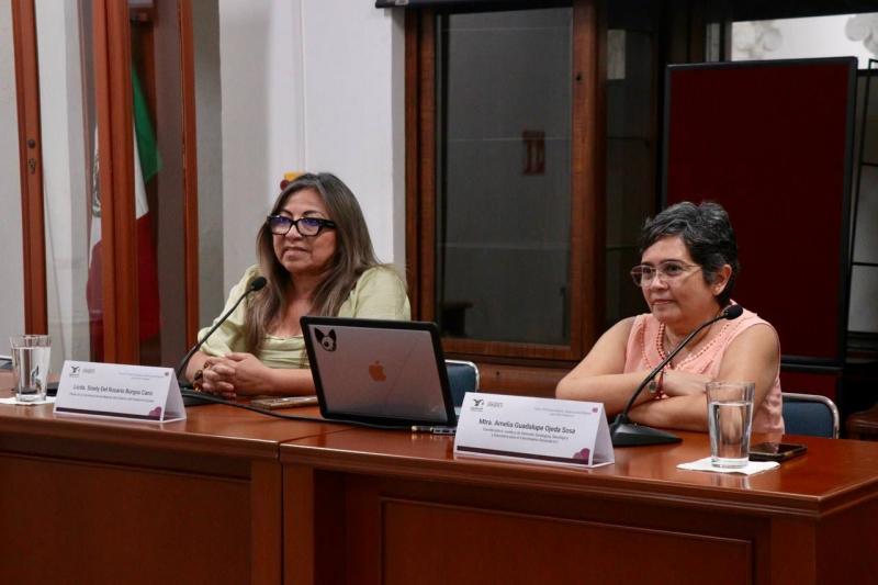 Personal de Semujeres se capacita en primeros auxilios jurídicos