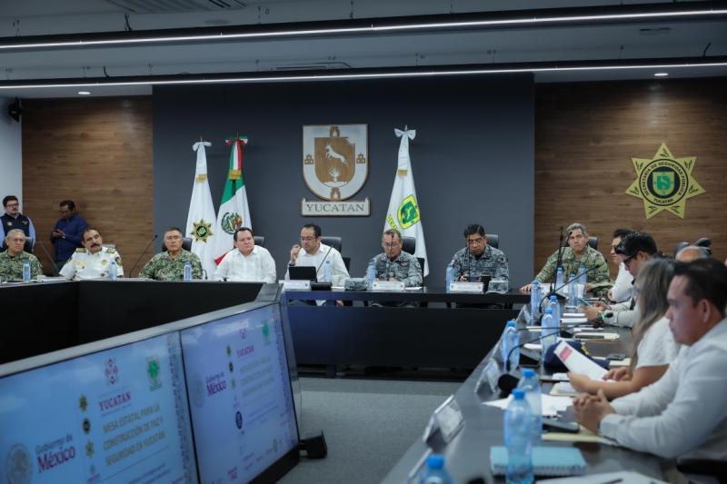 Trabajo coordinado mantiene a Yucatán como líder nacional en seguridad