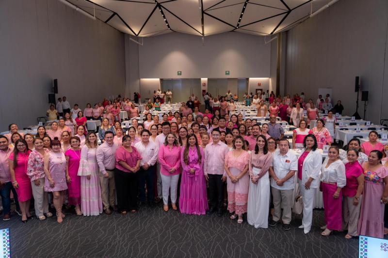 DIF Yucatán consolida estrategias en municipios para transformar la vida de quienes más lo necesitan