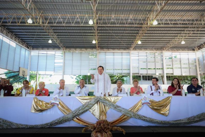 Celebran 50 aniversario de la escuela federal número 5 "Alfredo Barrera Vásquez"